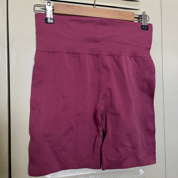 Forever 21 - Picture 2 of 3